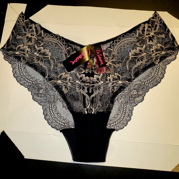SOLD La senza V front Brazilian Panty - Picture 3 of 6